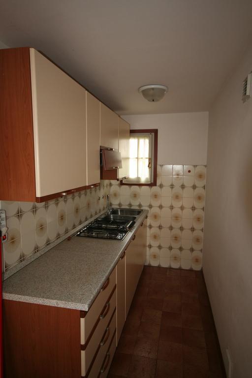 Ba - Villa Stella - 3 Apartments- Lignano Sabbiadoro Extérieur photo